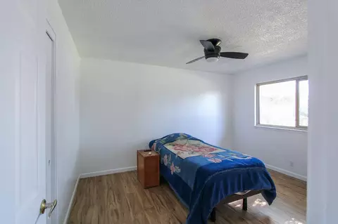 211 Carson, Stockton, CA 95207 photo 14