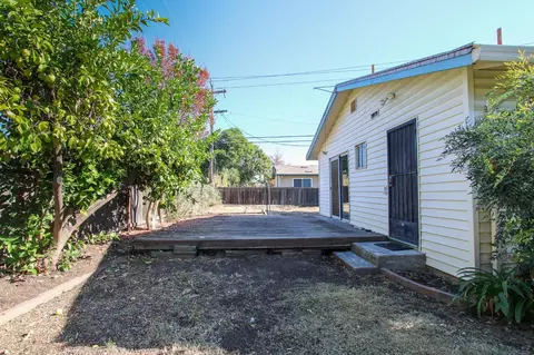 211 Carson, Stockton, CA 95207 photo 21
