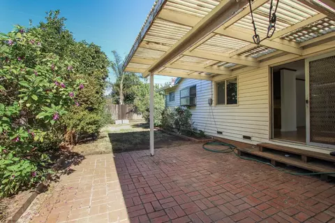 211 Carson, Stockton, CA 95207 photo 6