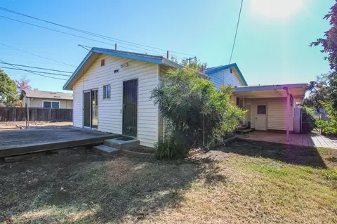211 Carson, Stockton, CA 95207 photo 5