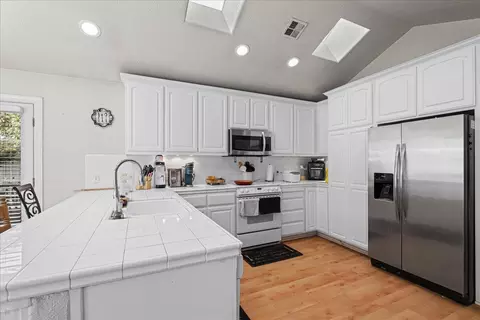 413 Montrose Ct, Modesto, CA 95355 photo 9
