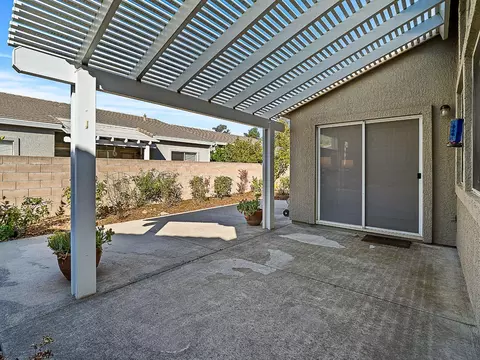 Exterior - 446 Elegance Pl, Folsom, CA 95630 photo 5 of 10