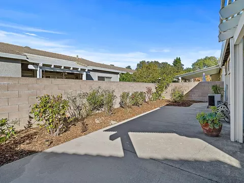 Exterior - 446 Elegance Pl, Folsom, CA 95630 photo 6 of 10