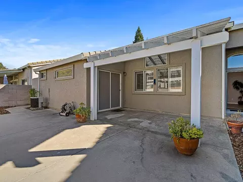 Exterior - 446 Elegance Pl, Folsom, CA 95630 photo 7 of 10