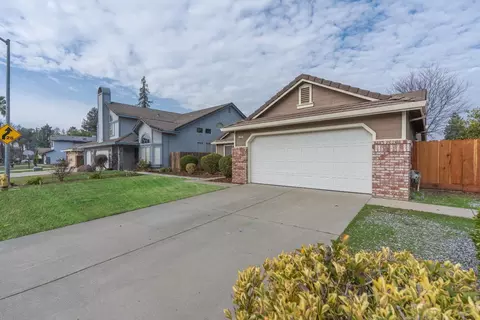 Exterior - 295 Fullerton Dr, Turlock, CA 95382 photo 6 of 7
