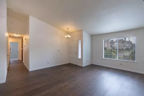 Living - 295 Fullerton Dr, Turlock, CA 95382 photo 7 of 7