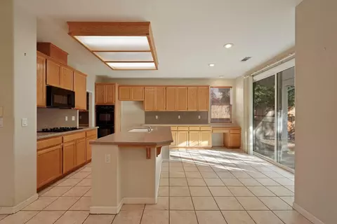 Kitchen - 760 Dody Dr, Manteca, CA 95337 photo 1 of 7