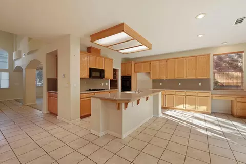 Kitchen - 760 Dody Dr, Manteca, CA 95337 photo 2 of 7