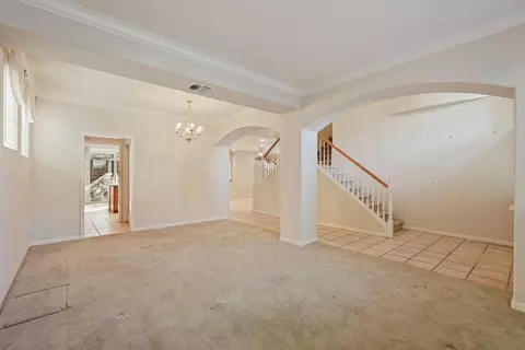 Living - 760 Dody Dr, Manteca, CA 95337 photo 4 of 12