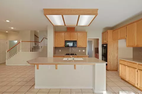 Kitchen - 760 Dody Dr, Manteca, CA 95337 photo 7 of 7