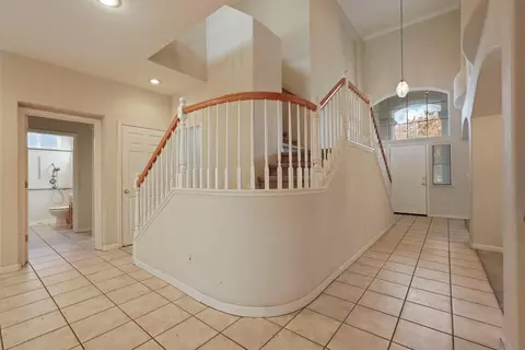 Entry Way - 760 Dody Dr, Manteca, CA 95337 photo 4 of 8