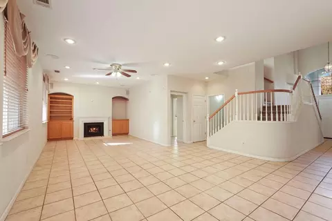 Living - 760 Dody Dr, Manteca, CA 95337 photo 6 of 12
