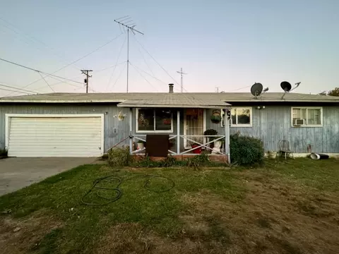 110 3rd Ave, Gustine, CA 95322 photo 1