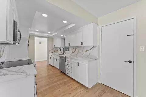 4367 Glenridge Dr, Carmichael, CA 95608 photo 8