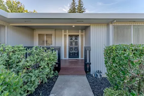 4367 Glenridge Dr, Carmichael, CA 95608 photo 2