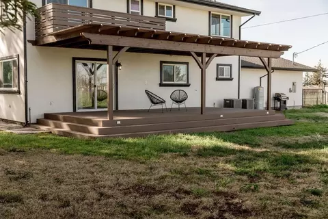 Exterior - 5647 E Jahant Rd, Galt, CA 95632 photo 10 of 15