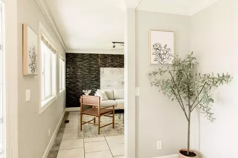 Entry Way - 5647 E Jahant Rd, Galt, CA 95632 photo 3 of 7