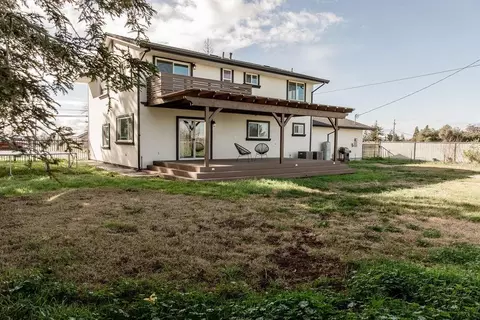 Exterior - 5647 E Jahant Rd, Galt, CA 95632 photo 11 of 15