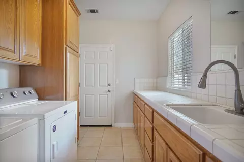 3675 Colorado, Turlock, CA 95382 photo 14