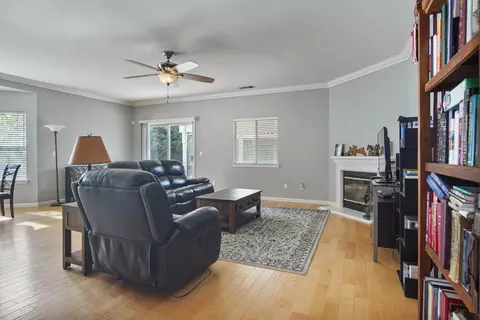 3675 Colorado, Turlock, CA 95382 photo 11