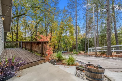 4935 Dowell Ln, Placerville, CA 95667 photo 6