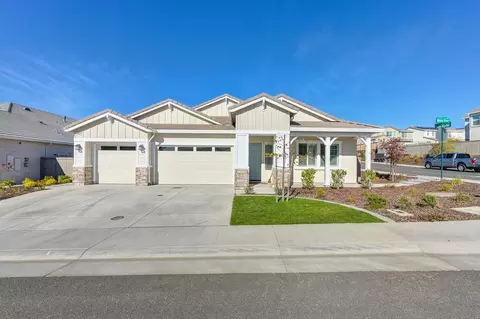 4822 White Pine Ct, Folsom, CA 95630 photo 1