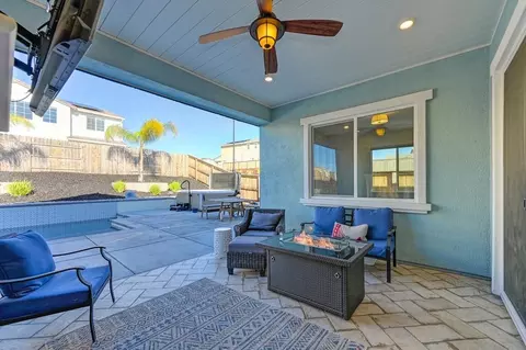 Exterior - 4822 White Pine Ct, Folsom, CA 95630 photo 7 of 12