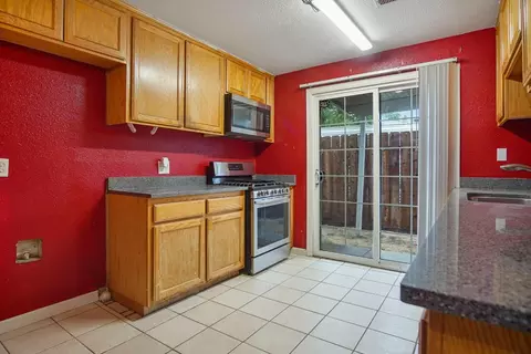 5325 Clark St, Keyes, CA 95328 photo 11