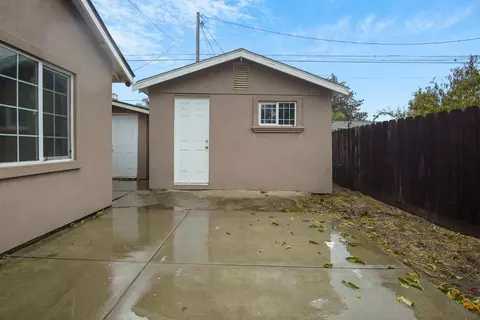 5325 Clark St, Keyes, CA 95328 photo 3