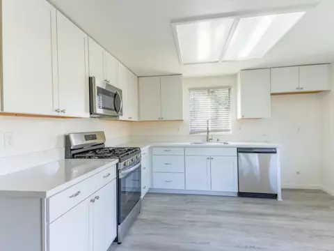 1321 Cape Cod Dr, Modesto, CA 95358 photo 7