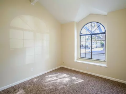 1321 Cape Cod Dr, Modesto, CA 95358 photo 15
