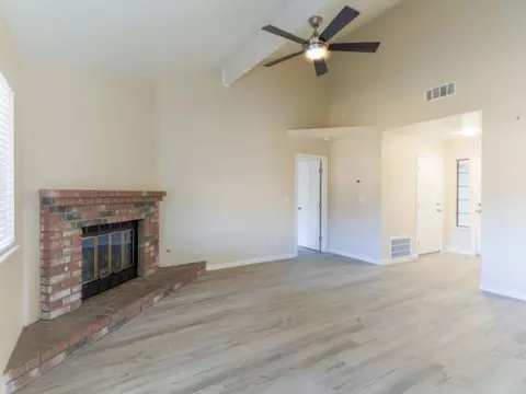 1321 Cape Cod Dr, Modesto, CA 95358 photo 4