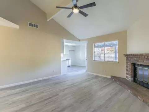 1321 Cape Cod Dr, Modesto, CA 95358 photo 5