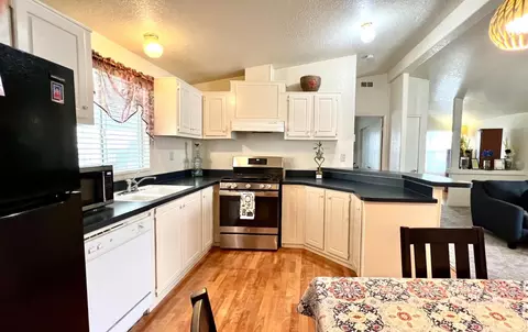 Kitchen - 3550 Mitchell Rd #28, Ceres, CA 95307 photo 1 of 2