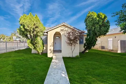 501 Broadway Ave, Modesto, CA 95351 photo 1