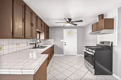 501 Broadway Ave, Modesto, CA 95351 photo 10
