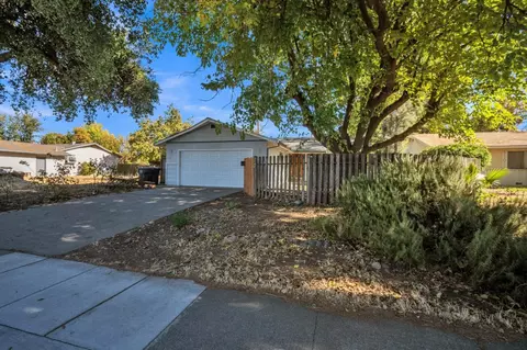 1208 L, Davis, CA 95616 photo 2
