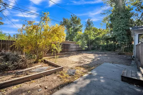 1208 L, Davis, CA 95616 photo 32