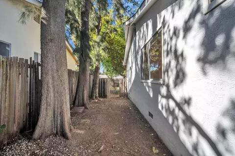 1208 L, Davis, CA 95616 photo 36