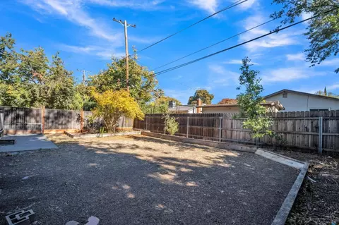 1208 L, Davis, CA 95616 photo 35