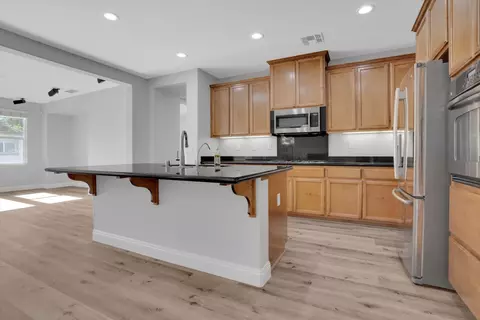 1182 Miel St, Manteca, CA 95337 photo 6