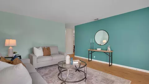 Living - 1637 Dickey Ct, Ripon, CA 95366 photo 1 of 4