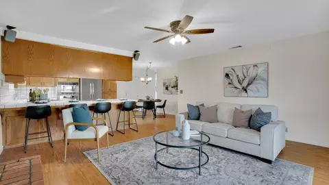 Living - 1637 Dickey Ct, Ripon, CA 95366 photo 4 of 4