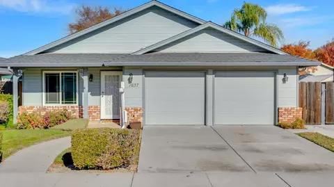 Exterior - 1637 Dickey Ct, Ripon, CA 95366 photo 3 of 9