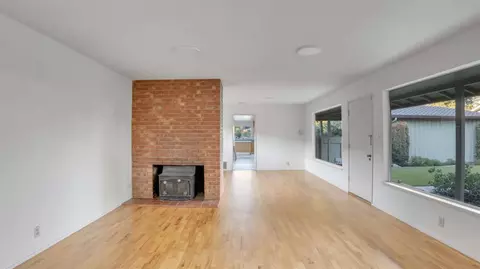 Living - 1440 Bent Dr, Campbell, CA 95008 photo 2 of 3