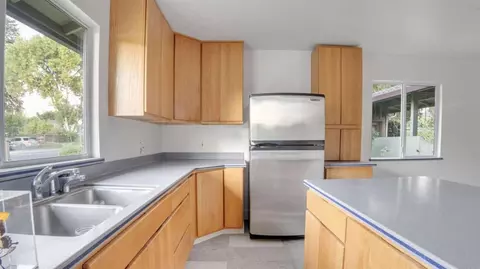 Kitchen - 1440 Bent Dr, Campbell, CA 95008 photo 1 of 3