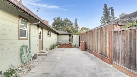 Exterior - 1440 Bent Dr, Campbell, CA 95008 photo 4 of 4