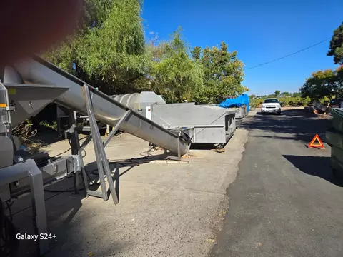 17036 N Locust Tree Rd, Lodi, CA 95240 photo 3