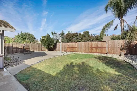 279 Idlewild Dr, Lodi, CA 95240 photo 42
