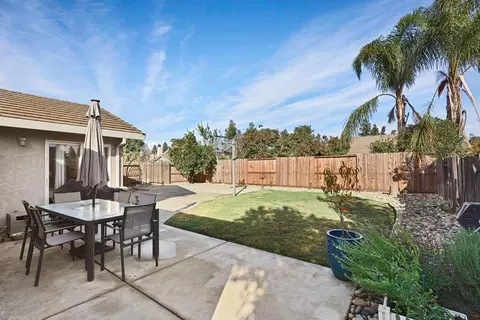 279 Idlewild Dr, Lodi, CA 95240 photo 32